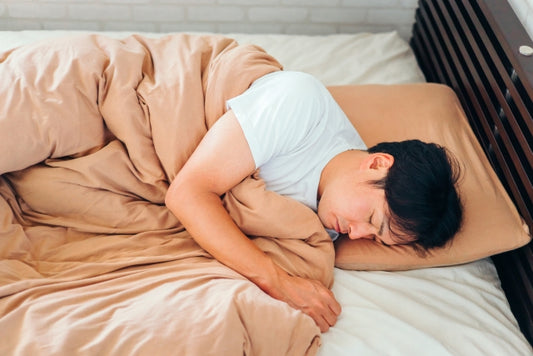 睡眠不足が続くと起こりうるリスクと睡眠の質を高める方法